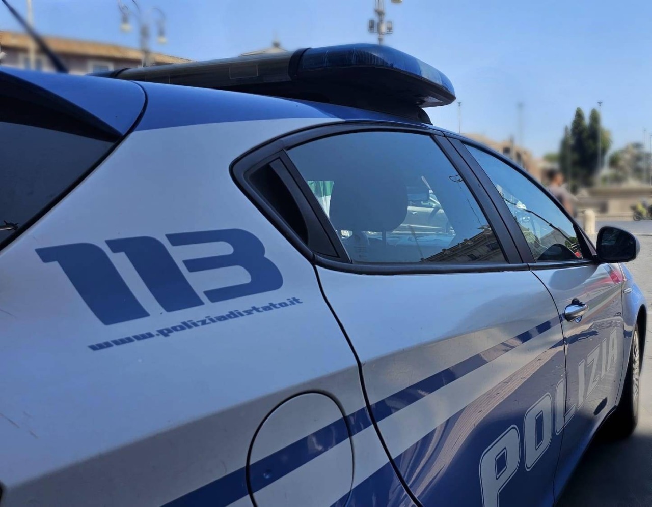 28enne accoltellato alla gola durante una lite in via Prenestina