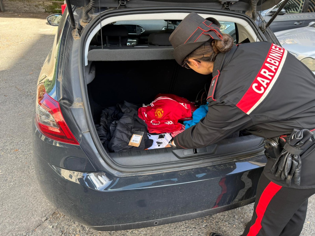 Operazione dei Carabinieri: 8 arresti e 11 denunce nel centro di Roma