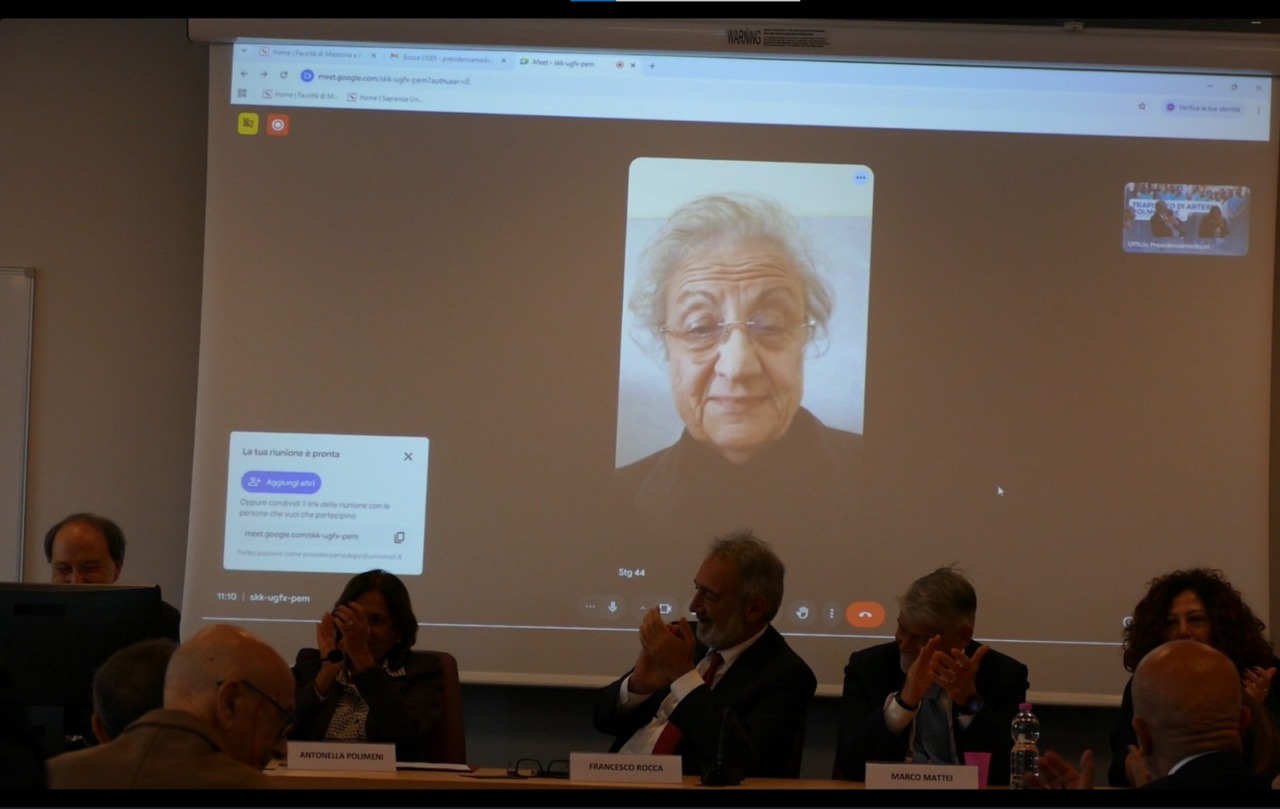 Primo trapianto di arteria polmonare al mondo in una paziente oncologica al Sant’Andrea