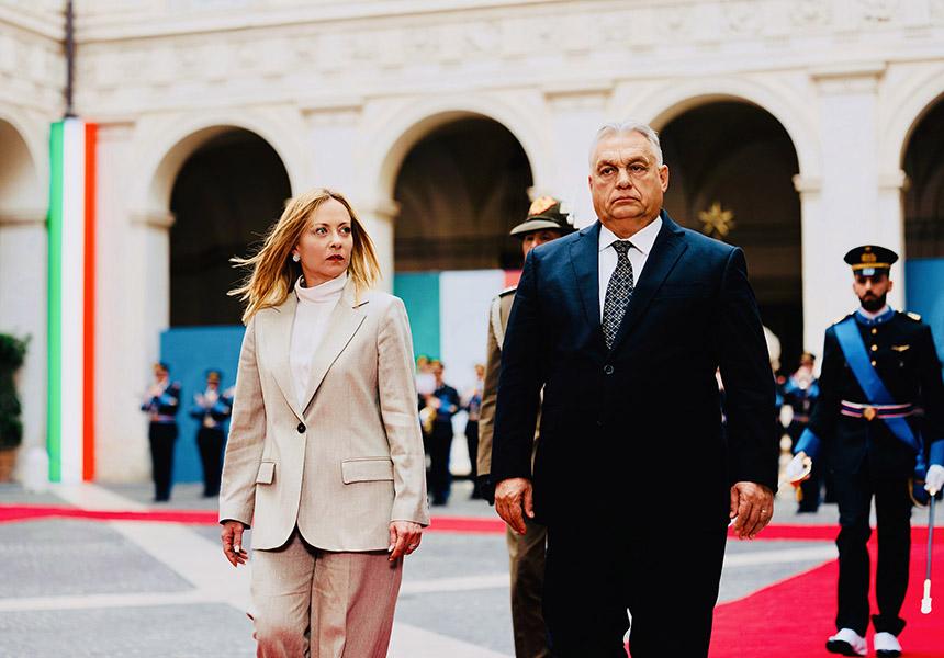 Tajani si distacca da Orbán: “L’Unione europea deve avere un ruolo maggiore”