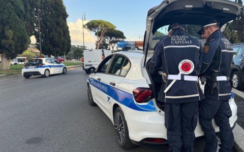 Aggressione ai danni della Polizia Locale dopo un incidente