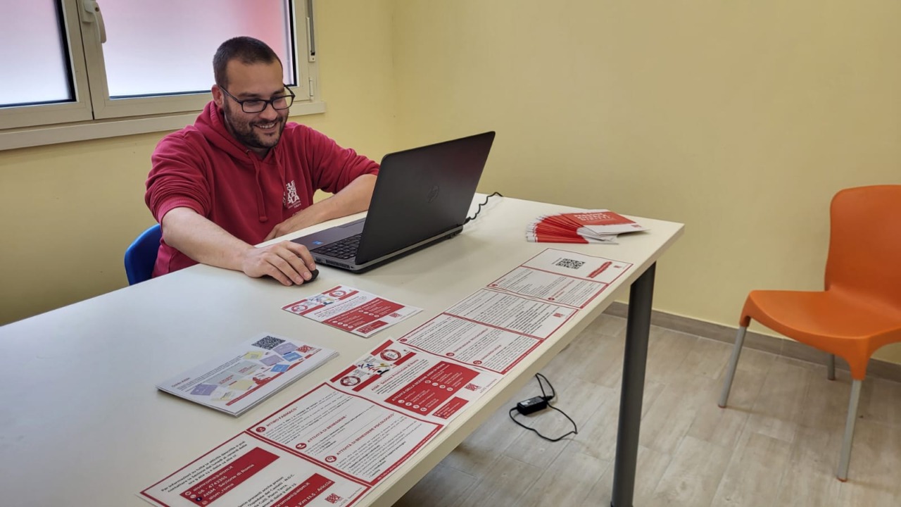 AISM apre un punto informativo all’Ospedale dei Castelli