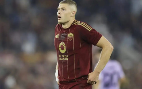 Artem Dovbyk si ferma per un mese: lesione al tendine del retto femorale