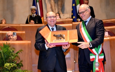 Carlo Verdone, ‘Sindaco per un giorno’: tappe in città e finale in Campidoglio con Gualtieri