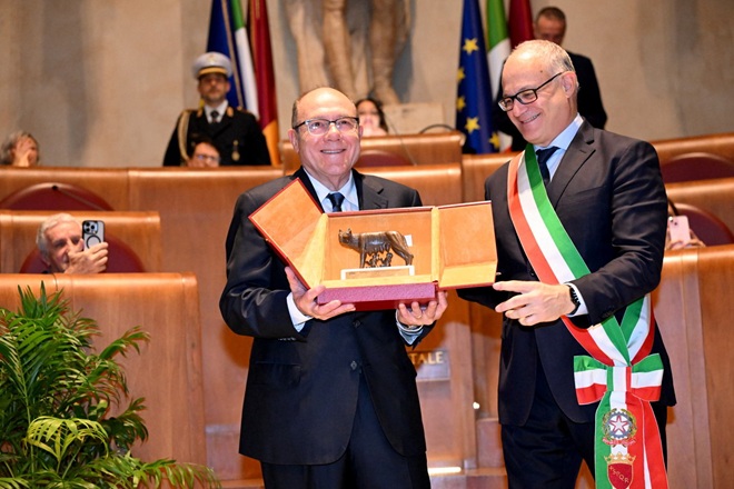 Carlo Verdone, ‘Sindaco per un giorno’: tappe in città e finale in Campidoglio con Gualtieri