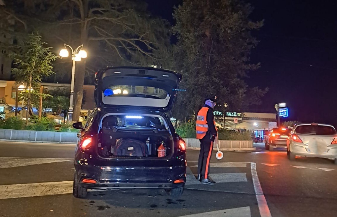 Controlli straordinari a Lanuvio: sei denunce e tre rifiuti all’alcol test