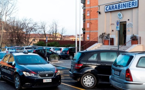 Denunciato un 18enne per investimento di una giovane sulle strisce
