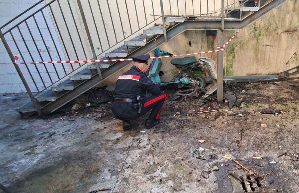 Due denunciati per furto di pezzi in autofficina illegale ad Albano Laziale