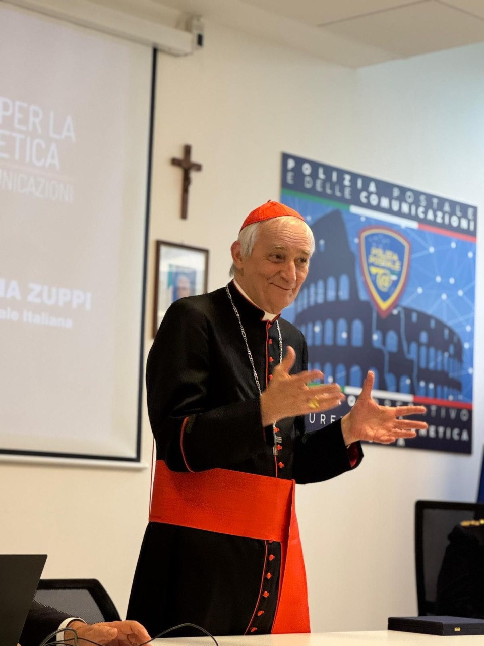 Il Cardinale Zuppi incontra la Polizia Postale per la sicurezza digitale dei minori