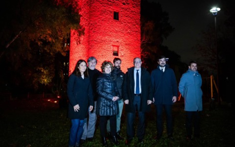 Il Sindaco Gualtieri accende la nuova illuminazione della Torre di San Tommaso a Tor Marancia