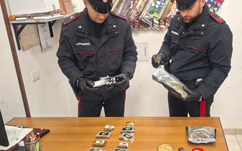 Minacce e ritrovamenti: arrestato un 40enne romano