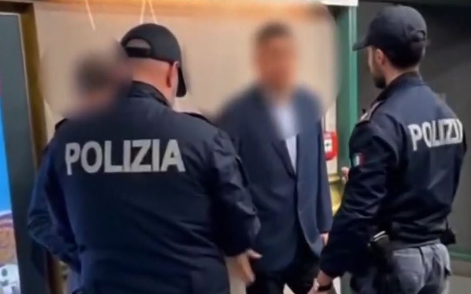 Operazione contro i borseggiatori nelle metro: controlli a Ottaviano, Spagna, Colosseo e Piramide
