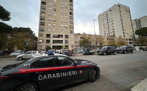 Operazione dei Carabinieri nella periferia Est: arresto e tre denunciati