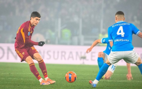 Roma cade contro il Napoli: 0-1 con gol di Neres