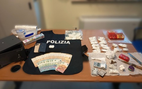 Smantellata piazza di spaccio a Fiumicino grazie a YouPol