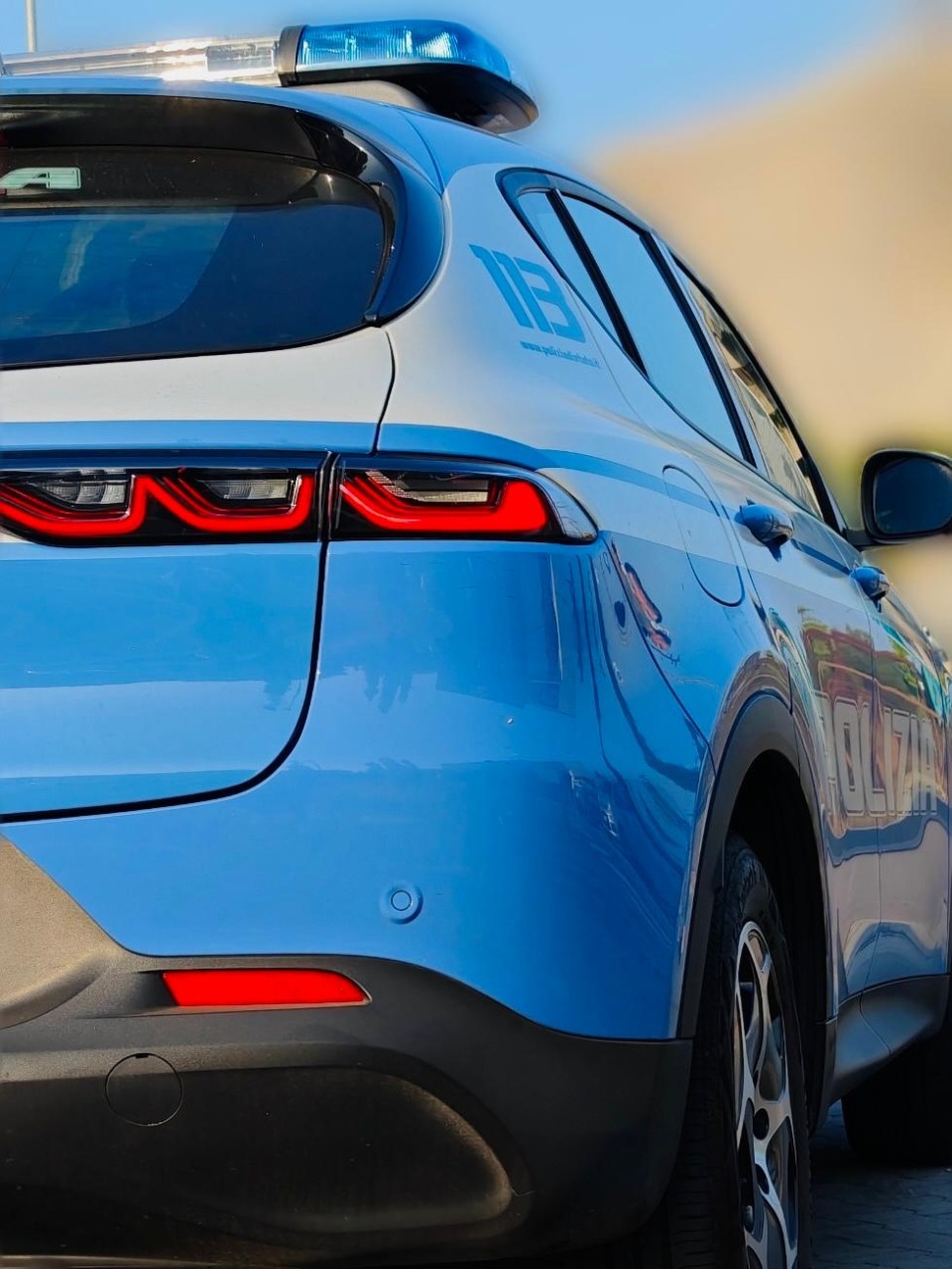 Sorpresi professionisti del furto di auto con attrezzature specializzate