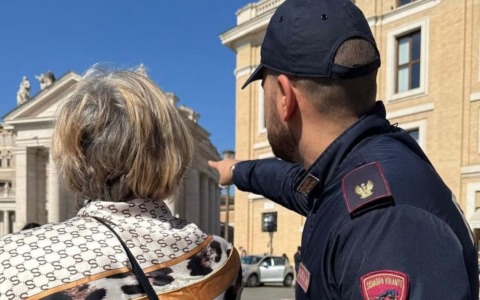 Truffa nel quartiere Prati: donna ingannata da un “finto maresciallo”, un arresto