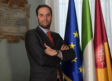 Una nuova biblioteca per il teatro: nasce la “Cristiano Censi” in un bene confiscato