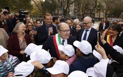 “Verdone Sindaco”, apertura area giochi e visita al cantiere dell’Istituto di via Balzani