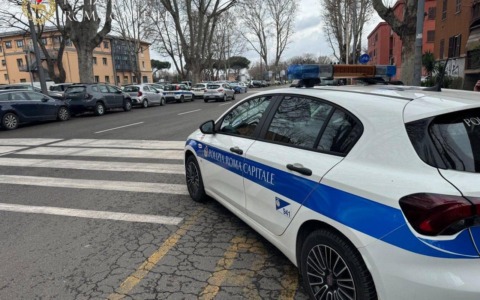 Aggressione a Quarticciolo durante tentativo di furto di un monopattino