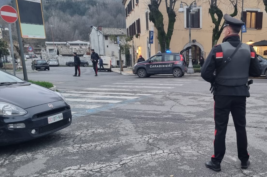 Aggressione ai carabinieri: arrestato un uomo di 43 anni