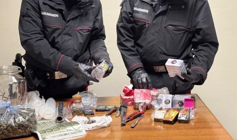 Arrestato nuovamente un 35enne per spaccio: trovati oltre 5 kg di droga in casa