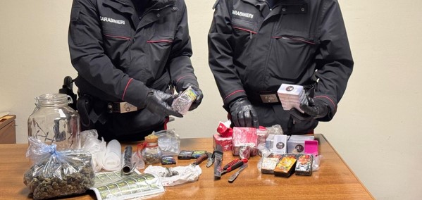 Arrestato nuovamente un 35enne per spaccio: trovati oltre 5 kg di droga in casa