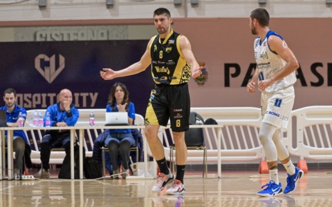 Benacquista Latina in attesa di riposo