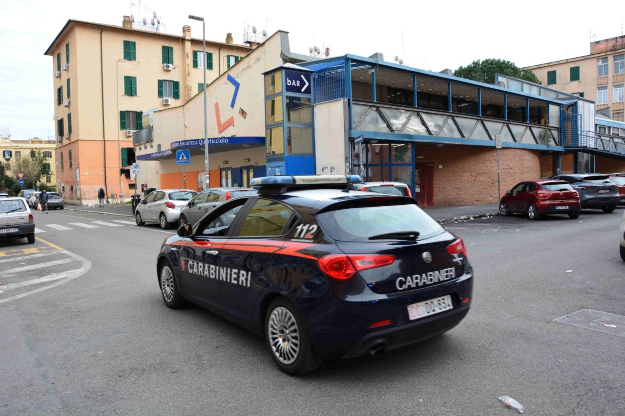 Blitz dei Carabinieri al Quarticciolo: cinque arresti per spaccio