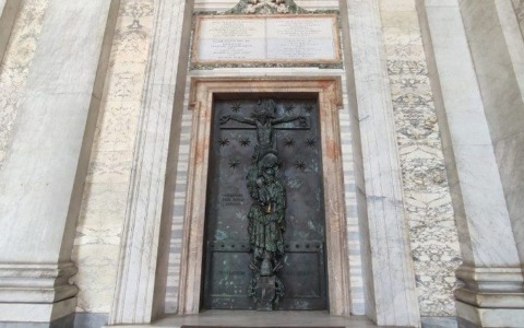 Chiusura della Porta Santa di San Giovanni per il Giubileo