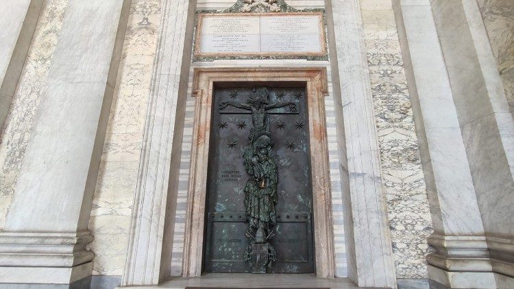 Chiusura della Porta Santa di San Giovanni per il Giubileo