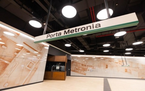 Diecimila viaggiatori nelle prime 24 ore della Metro C di Roma