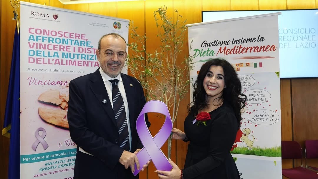 Disturbi alimentari, presentata la campagna alla Pisana