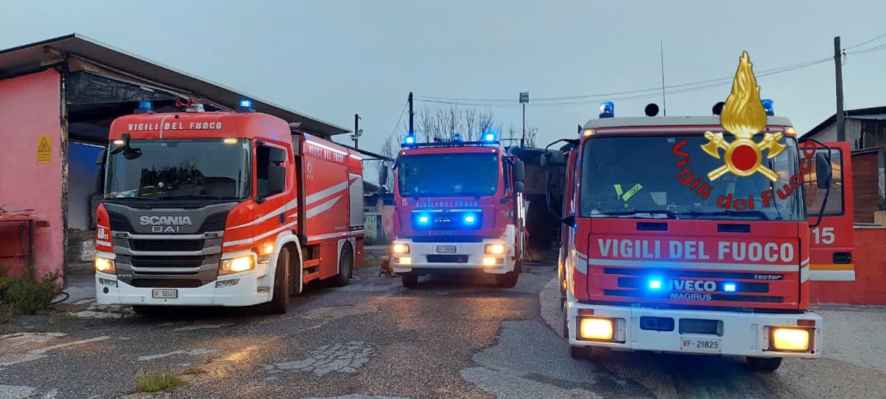 Fiamme in un appartamento a Torraccia, salvati due coniugi