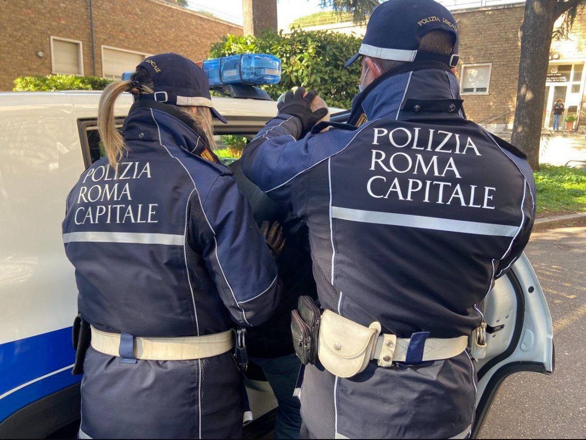 Fuga e omicidio stradale: catturato il pirata della strada di via Rolli