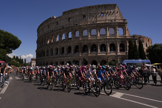 Il Giro d’Italia 2026 si conclude a Roma
