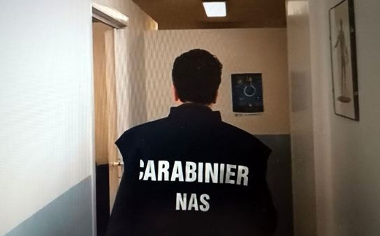 Ispezioni in 73 shisha bar: 14 denunce e sequestri in tutta Italia