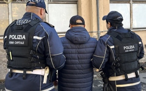 Sequestrata e violentata in un ristorante: fermato un uomo