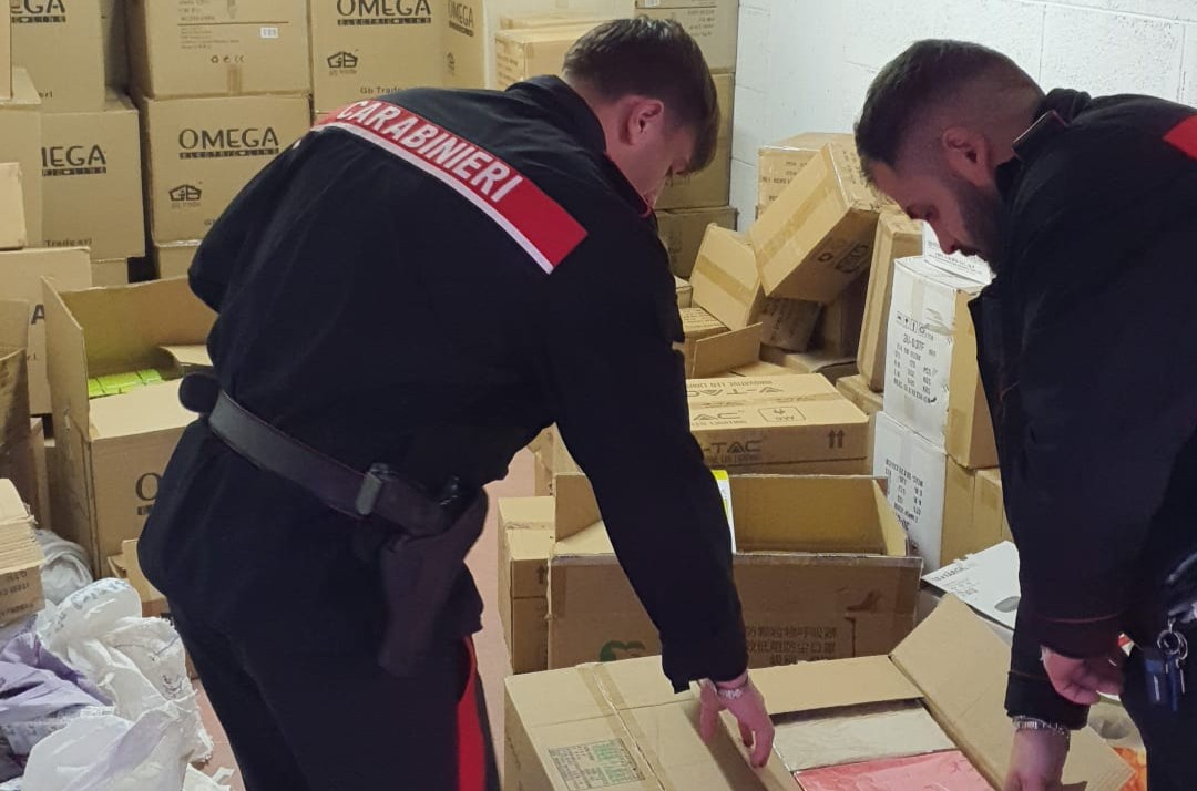 Sequestrati botti illegali: tre denunciati a Roma