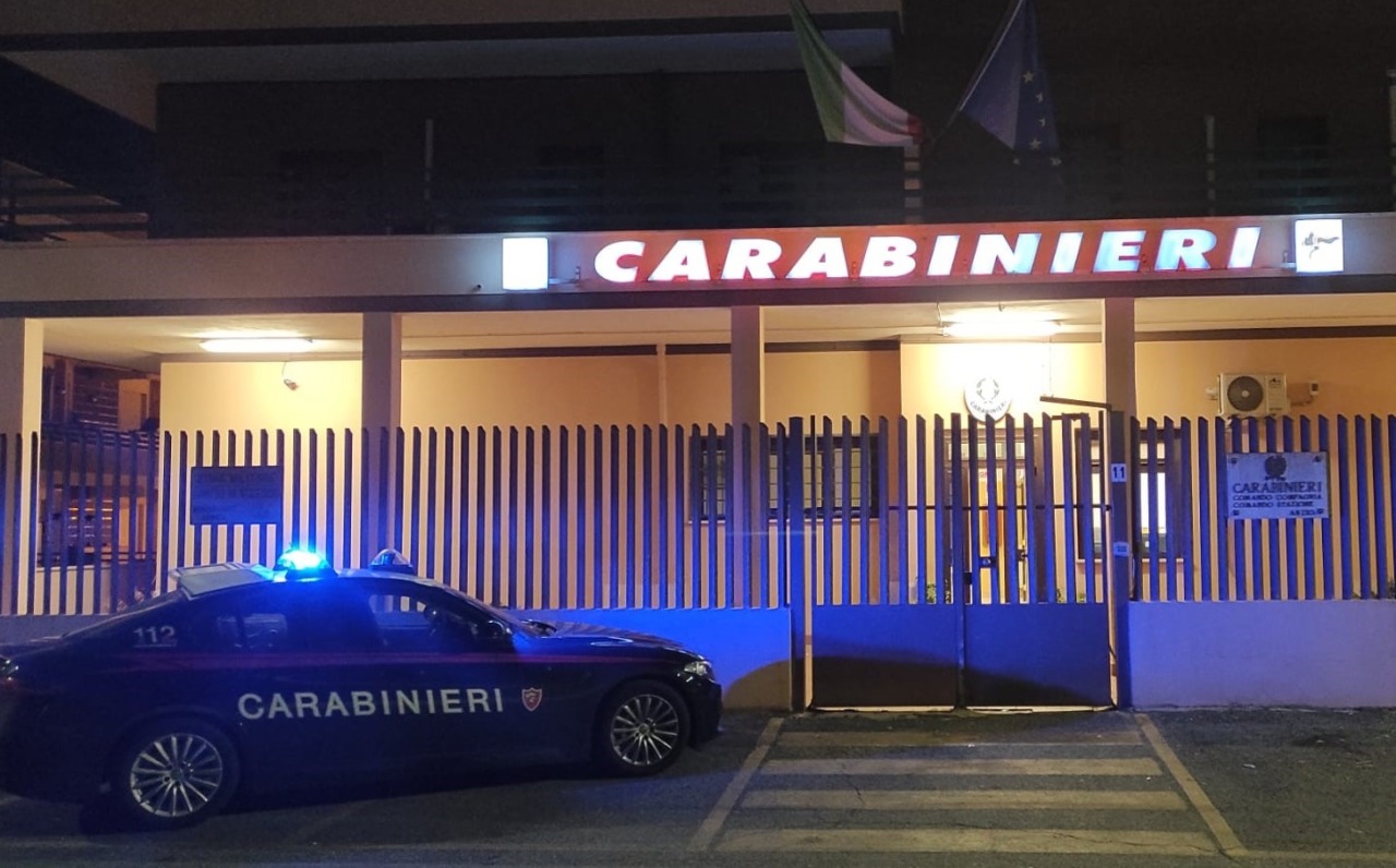 Smantellata una rete di spaccio in condominio ad Anzio