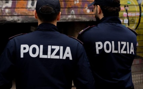 Sospese licenze di cinque strutture ricettive nel quartiere Esquilino