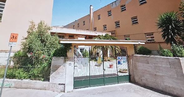 Aggressione a uno studente nella scuola media Winckelmann: intervento della preside