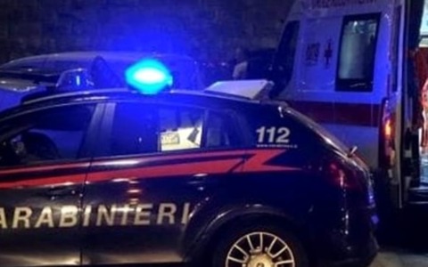 Carabinieri salvano una donna intrappolata in un appartamento a Sant’Angelo Romano