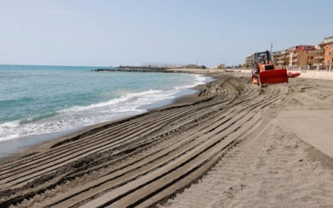 Controlli su strutture extra alberghiere a Ostia: 400.000 euro non dichiarati