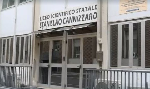 Crans-Montana, il liceo Cannizzaro: “Riccardo resterà sempre con noi”