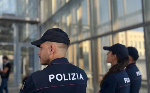 Due aggressioni nei pressi della stazione Termini, un uomo in gravi condizioni