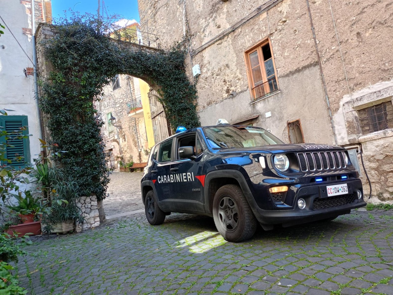 Due arrestati per atti persecutori a Carpineto Romano