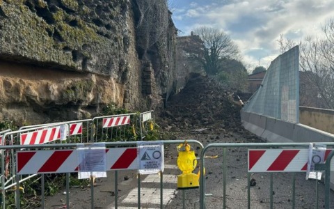 Isola Farnese, interventi h24 dopo la frana: assistenza ai residenti in primo piano