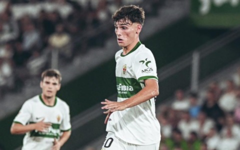 Lazio, focus sul centrocampo: Fabiani punta su Mendoza