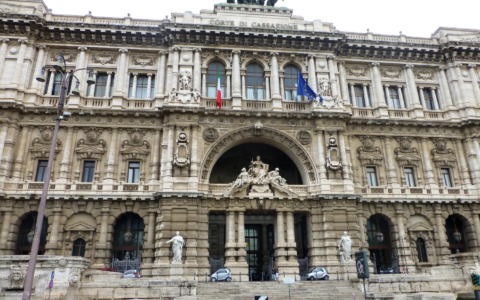 Rinvio a giudizio per prete-giornalista accusato di violenza sessuale